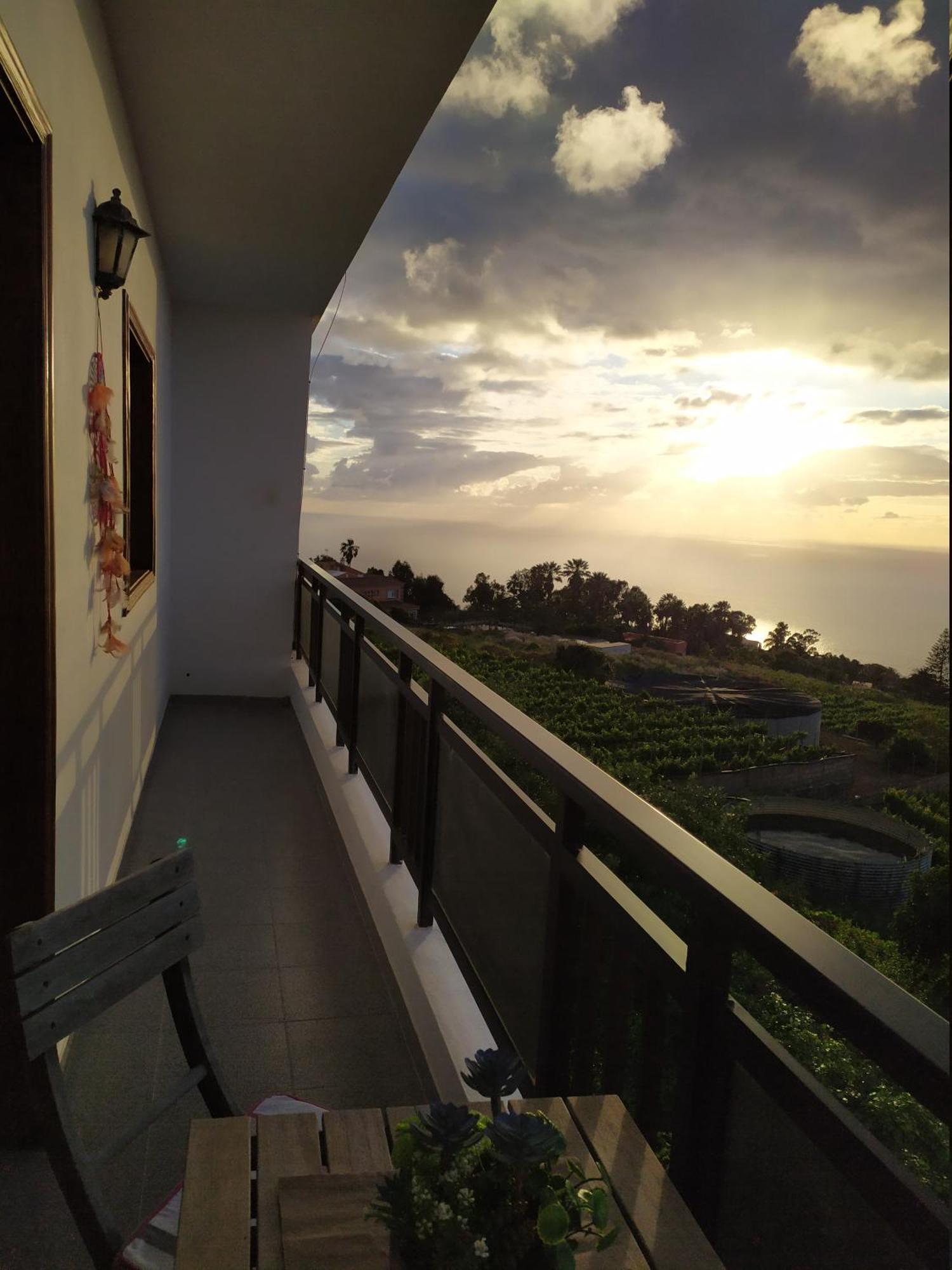 Los Atardeceres Mas Bellos Del El Sauzal Exterior foto